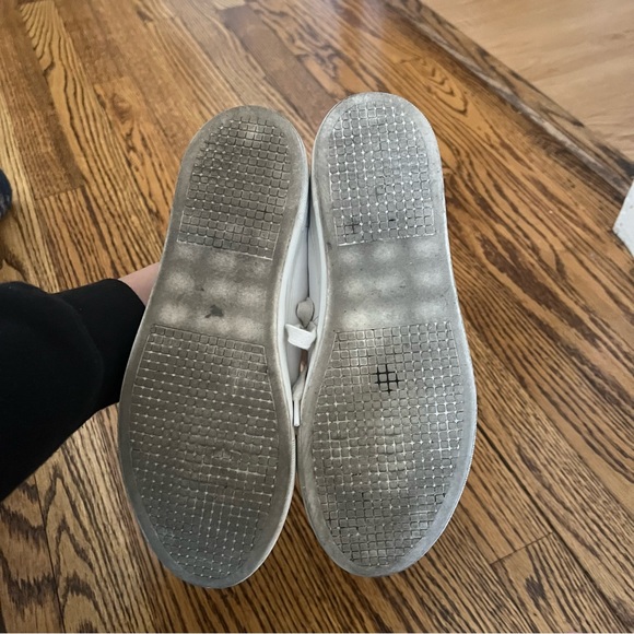 Steve Madden Moody faux White leather Sneakers - Picture 6 of 7